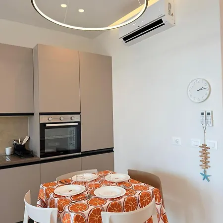 Apartment Thymus Blue Himare